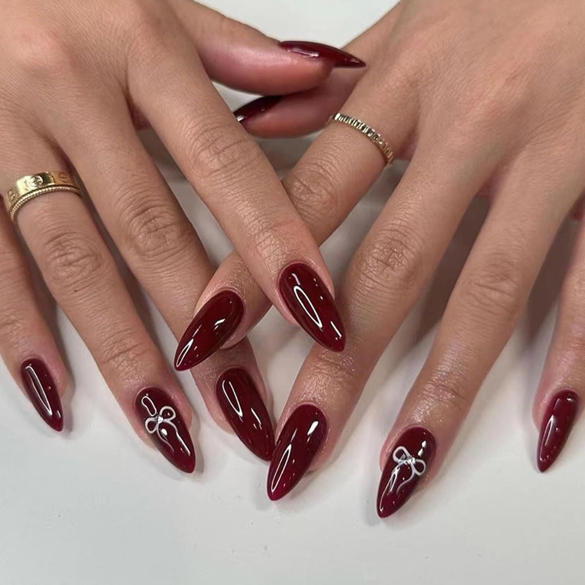 Royal Cherry Bow Nail