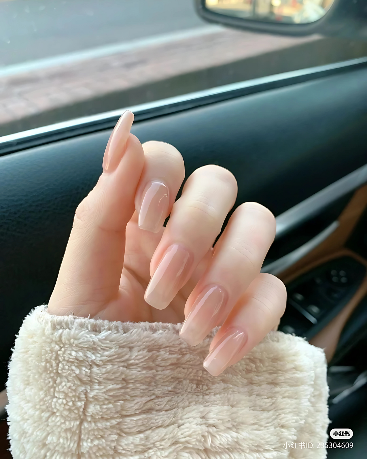 Solid Nude